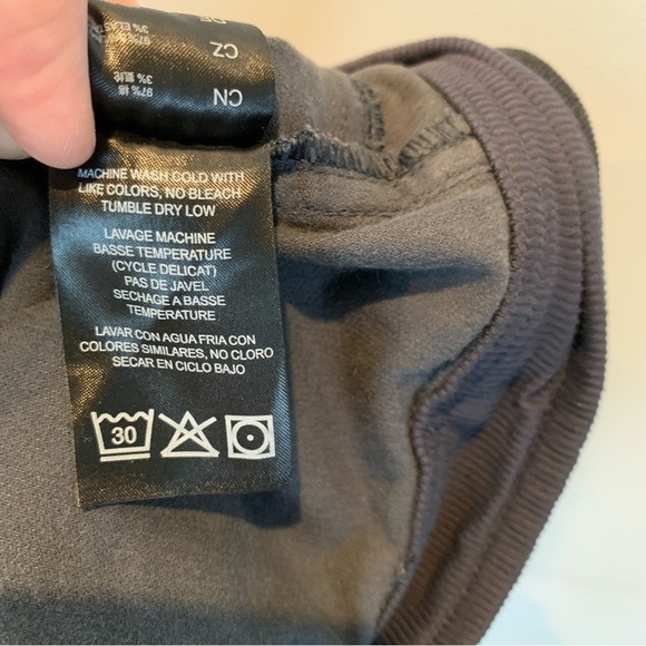 Kuhl Dark Gray Corduroy Skirt Size 8 - Picture 10 of 10